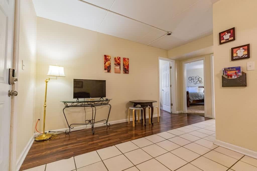 2-Bed, 1-Bath Apartment Near I-24, Great Location Chattanooga Exteriör bild